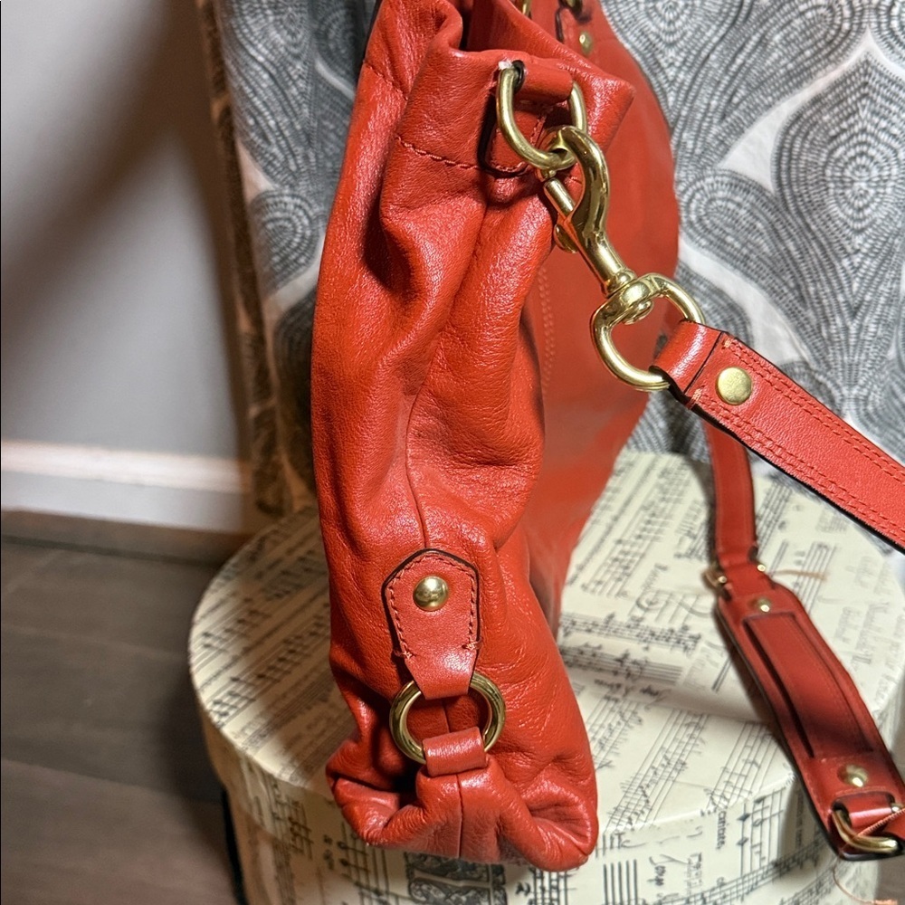 Coach Ashley leather carryall bag in a bright orange color w/ gold tone hardware - Picture 3 of 10